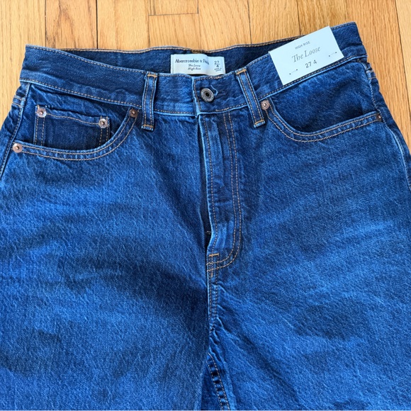 Abercrombie & Fitch Dark Blue Straight Jeans The Loose Size 4 or 27 NWT - Picture 3 of 6